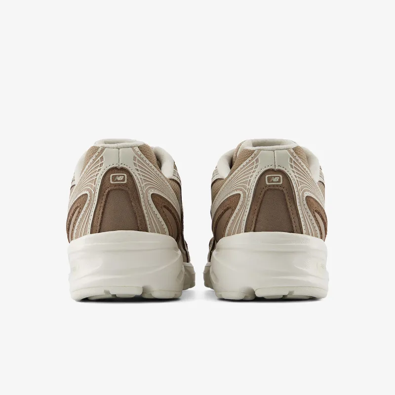 New Balance Patike 740 