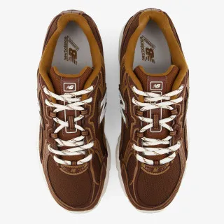New Balance Patike 740 