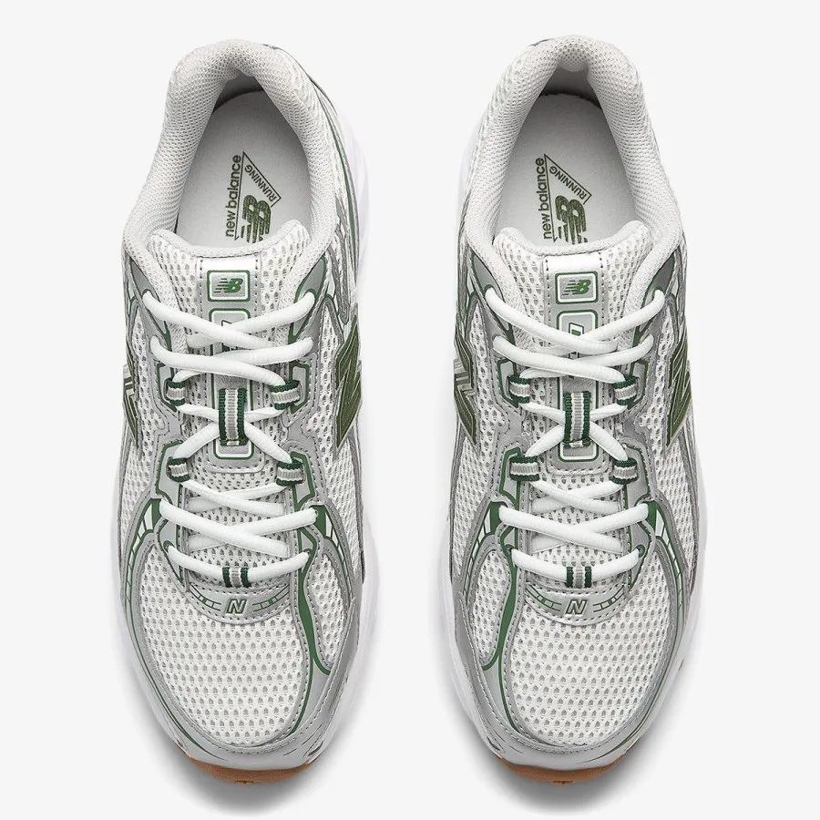 New Balance Patike 740 