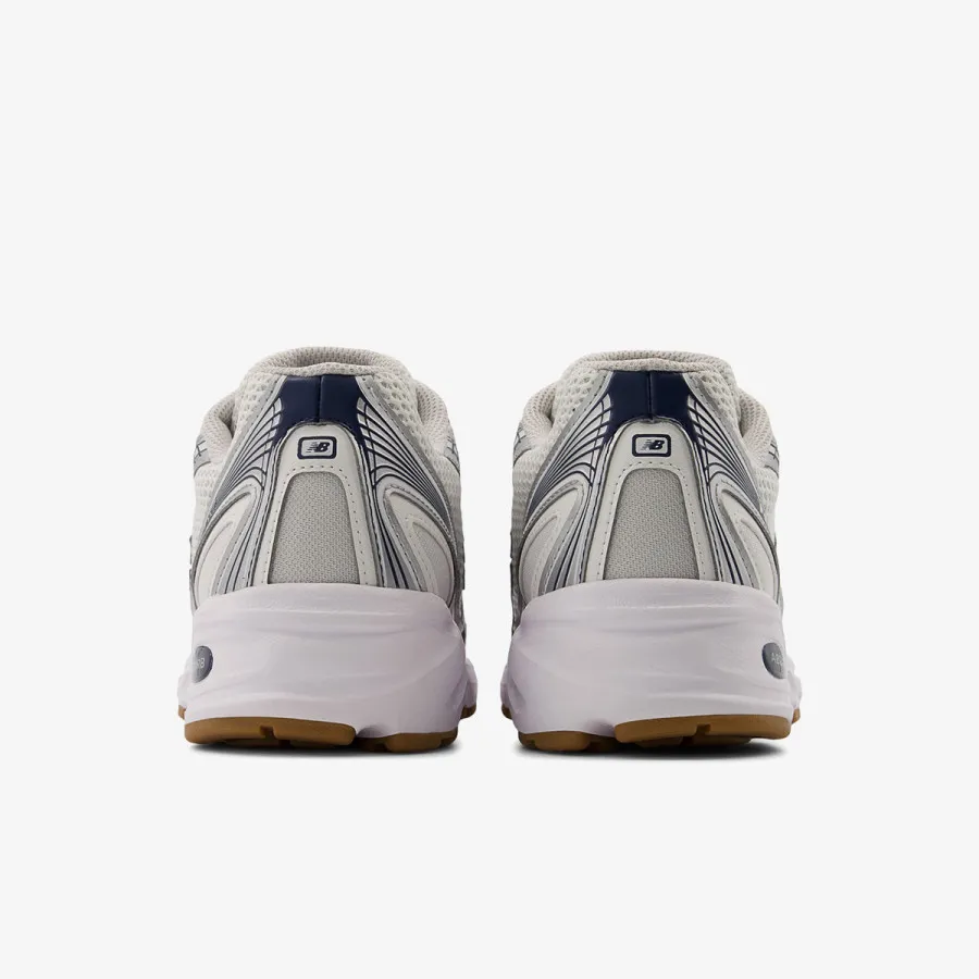New Balance Patike 740 