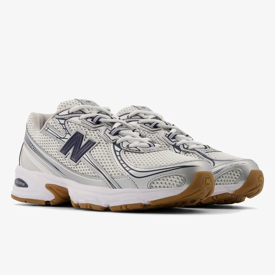 New Balance Patike 740 
