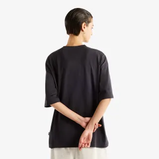 New Balance Majica Pressed Flowers Script Oversized T-Shirt 