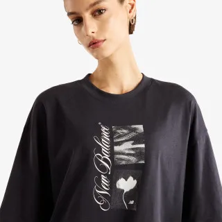 New Balance Majica Pressed Flowers Script Oversized T-Shirt 